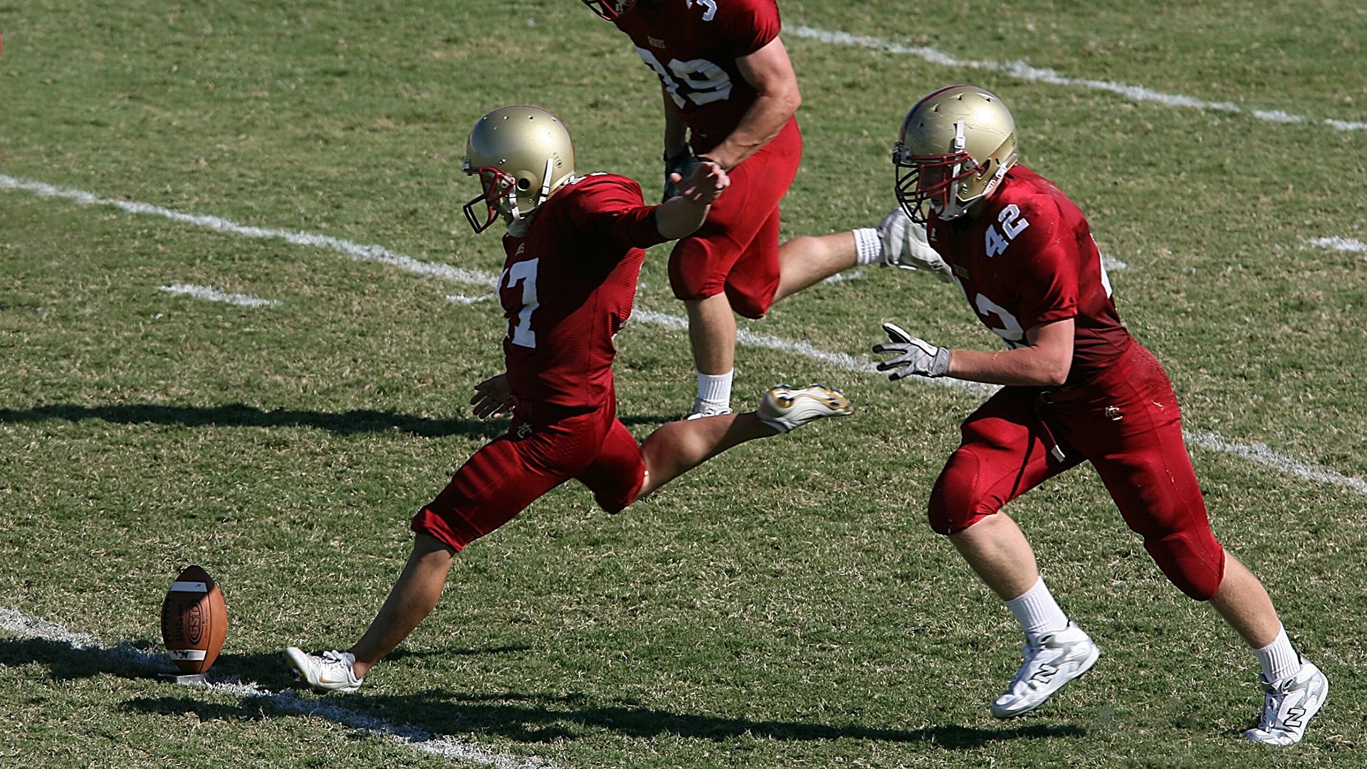 乐鱼体育官网下载-中超球队年度平均压迫区域可视热图，2021中超各队平均年龄